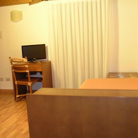 Hotel Escorial Cervia Extérieur photo