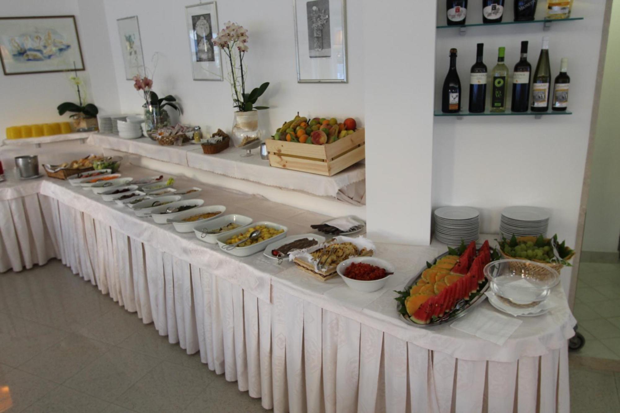 Hotel Escorial Cervia Extérieur photo