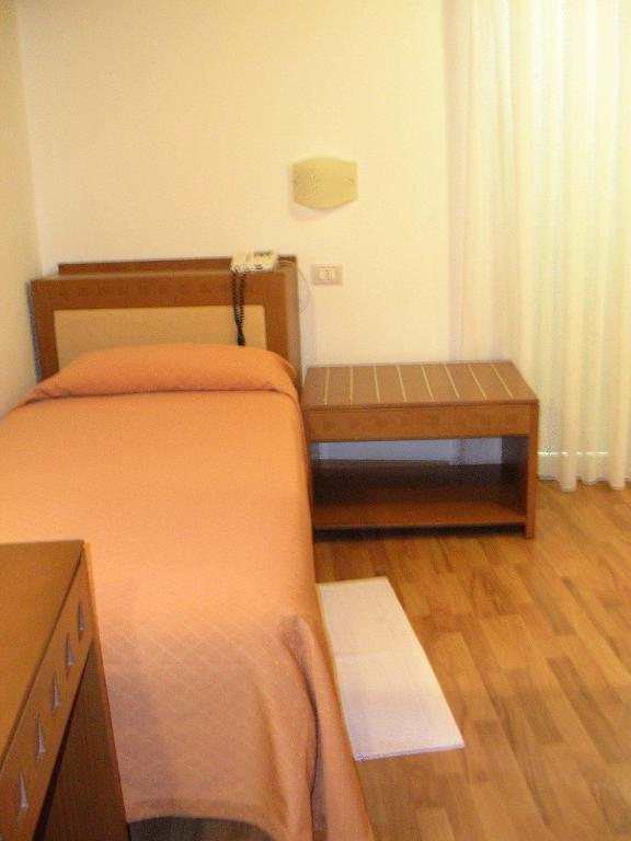 Hotel Escorial Cervia Chambre photo