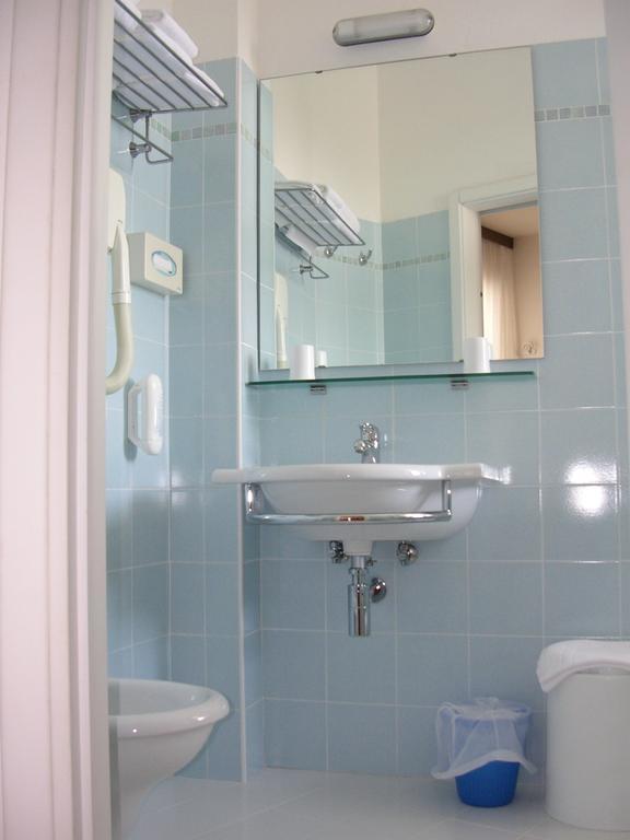 Hotel Escorial Cervia Chambre photo