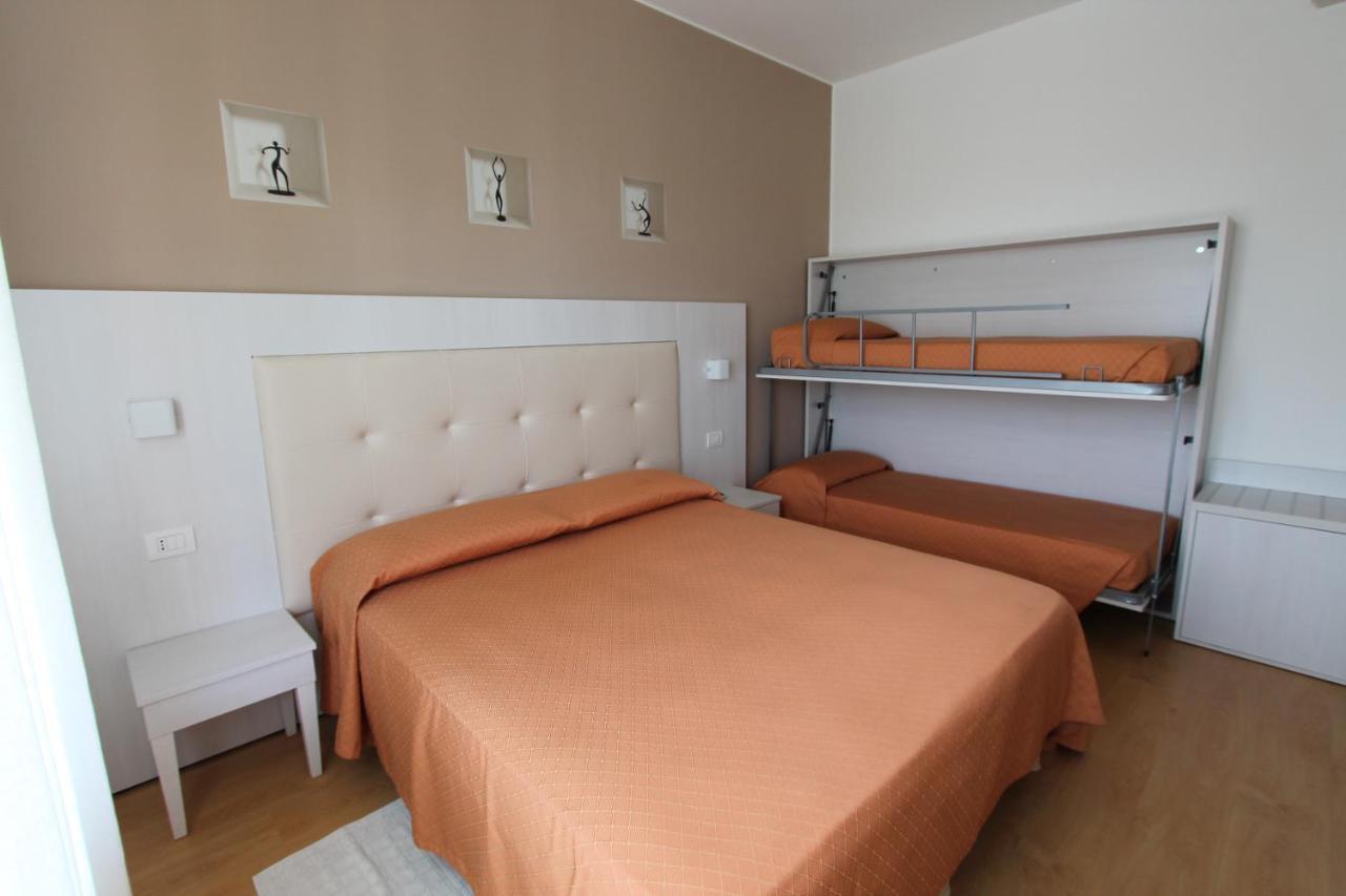 Hotel Escorial Cervia Extérieur photo